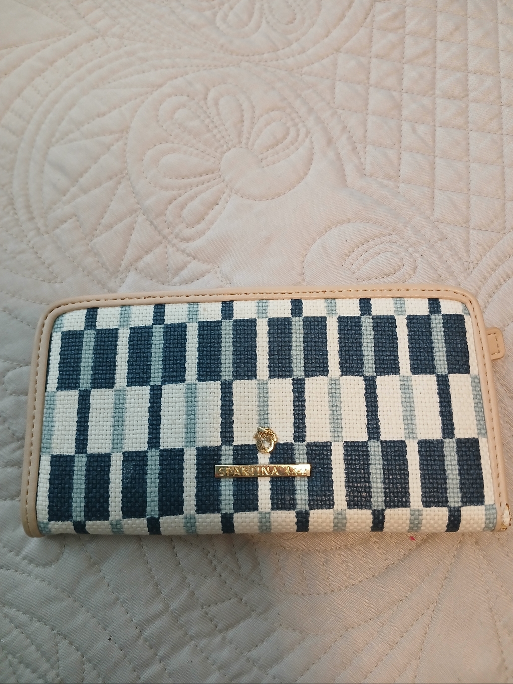 Spartina 449 Navy, White And Beige Woven Zip Wallet